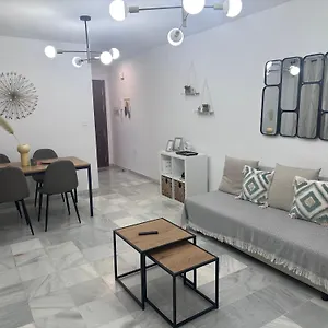 https://welcome-malaga.hotelsinnerja.org
